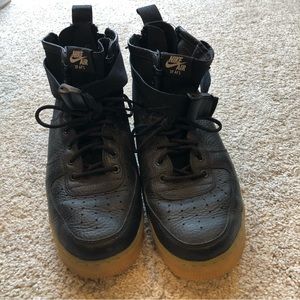 Nike SF Air Force 1 Mid